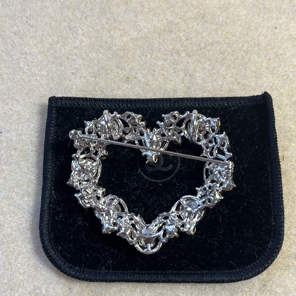 Austrian Crystal brooch/pendant - Picture 2 of 5